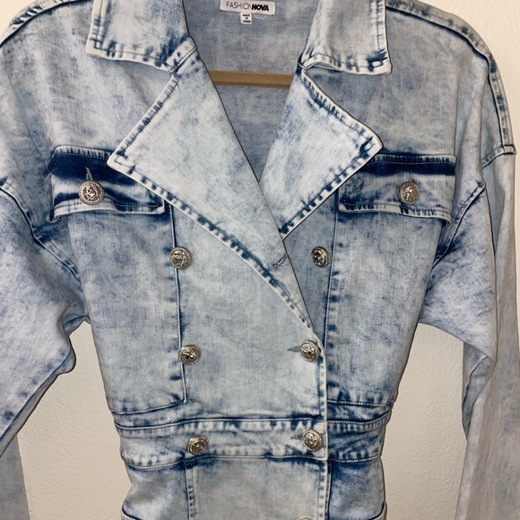 Star Studded Denim Trenchcoat-Type Dress - Picture 5 of 7